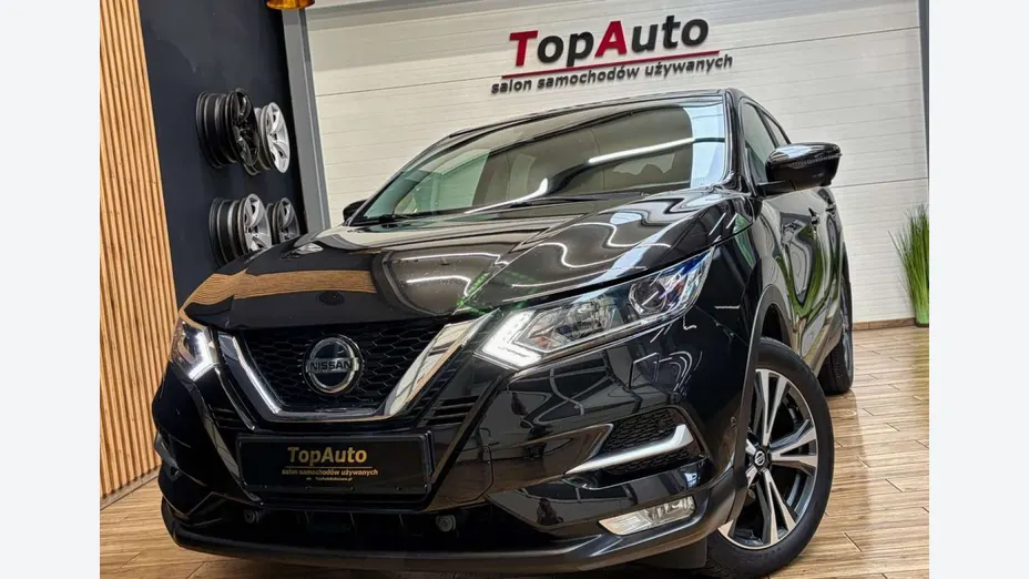 NISSAN Qashqai -