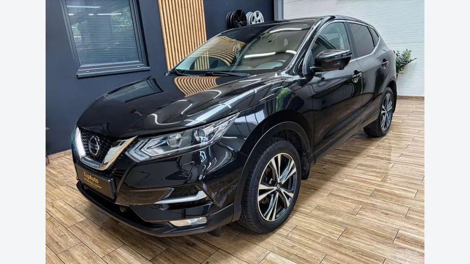 NISSAN Qashqai -