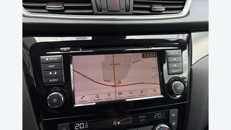 NISSAN Qashqai -