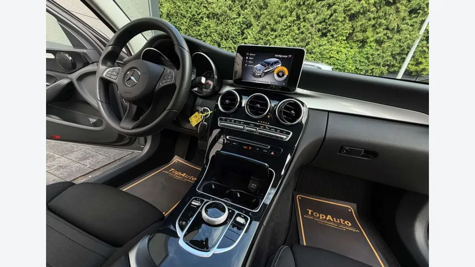 MERCEDES-BENZ C Klasa -