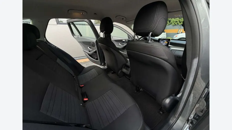 MERCEDES-BENZ C Klasa -