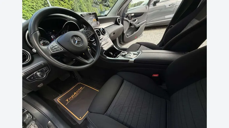 MERCEDES-BENZ C Klasa -
