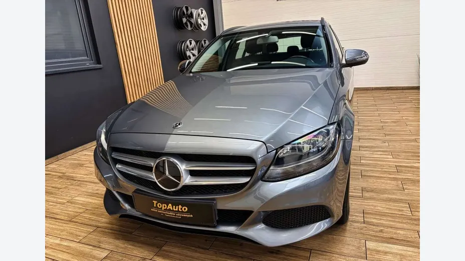 MERCEDES-BENZ C Klasa -