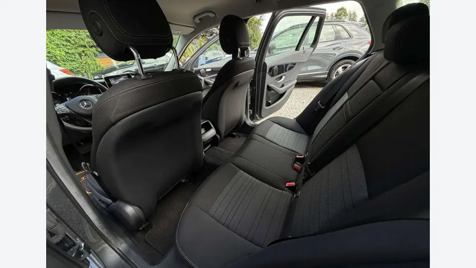 MERCEDES-BENZ C Klasa -