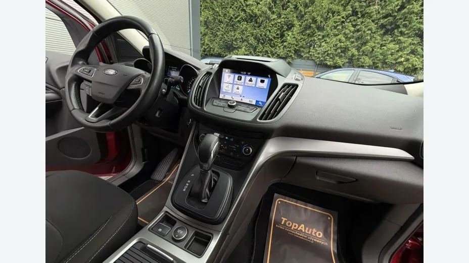 FORD Kuga -