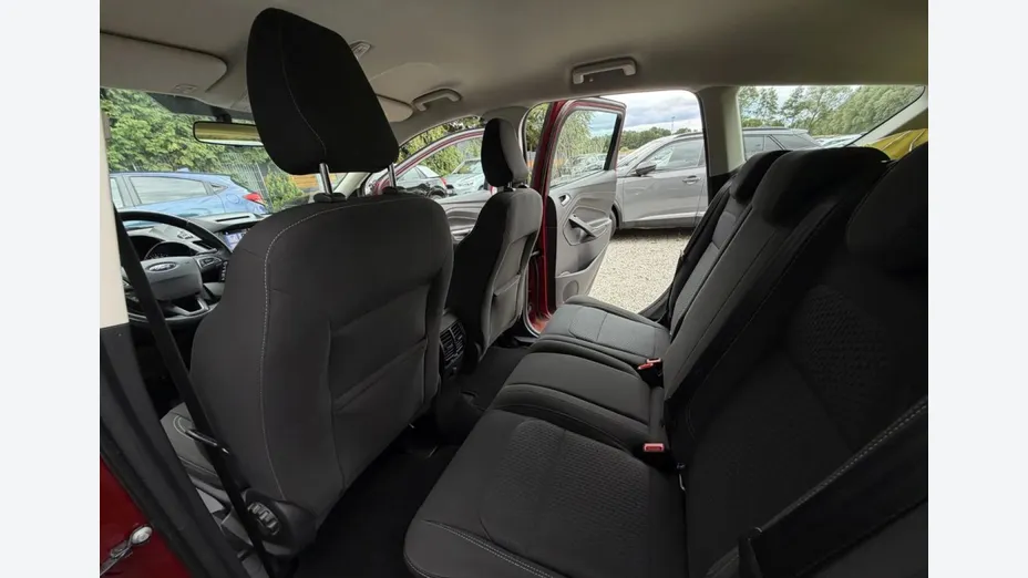FORD Kuga -