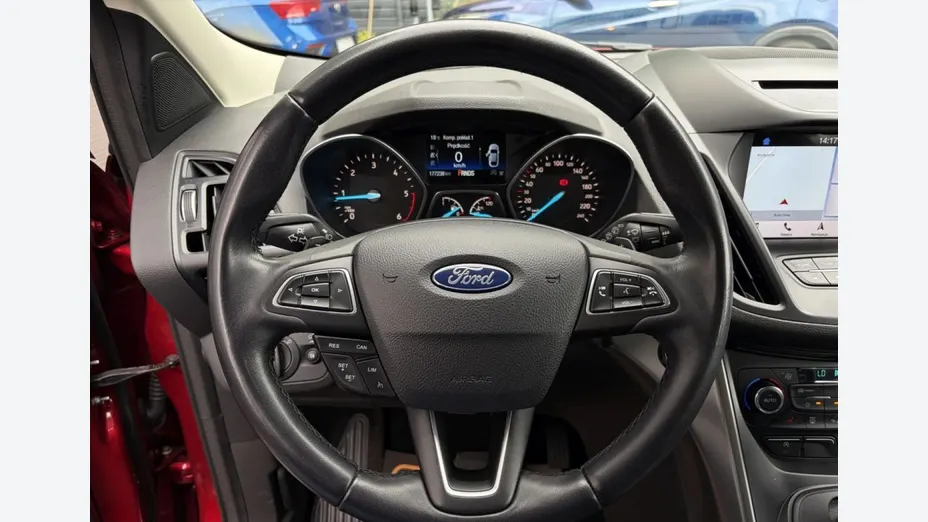 FORD Kuga -