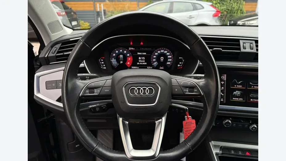 AUDI Q3 -