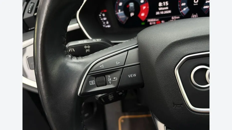 AUDI Q3 -