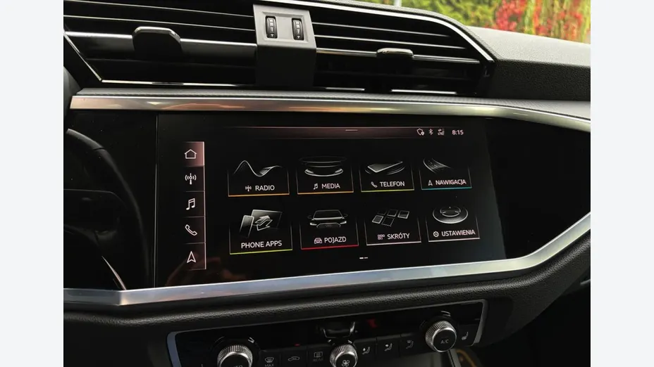 AUDI Q3 -