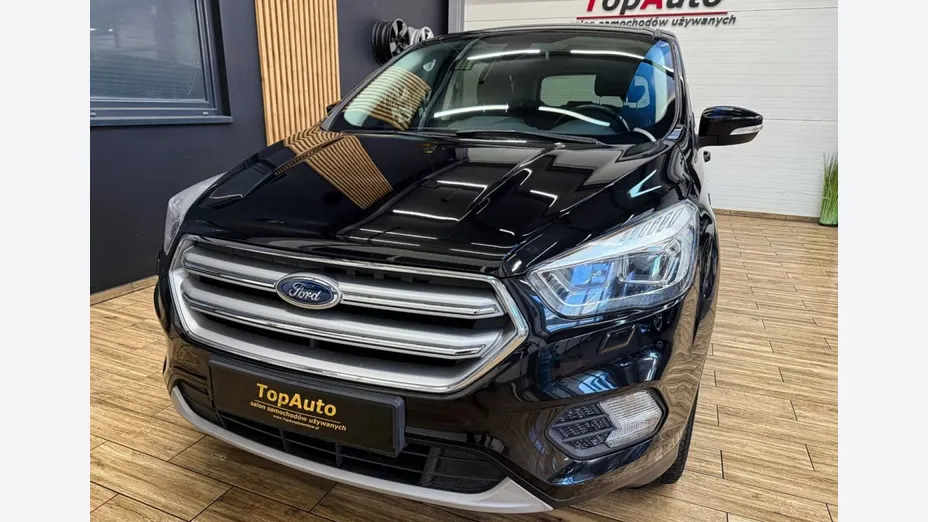 FORD Kuga -