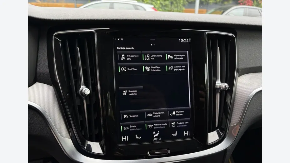 VOLVO V60 -