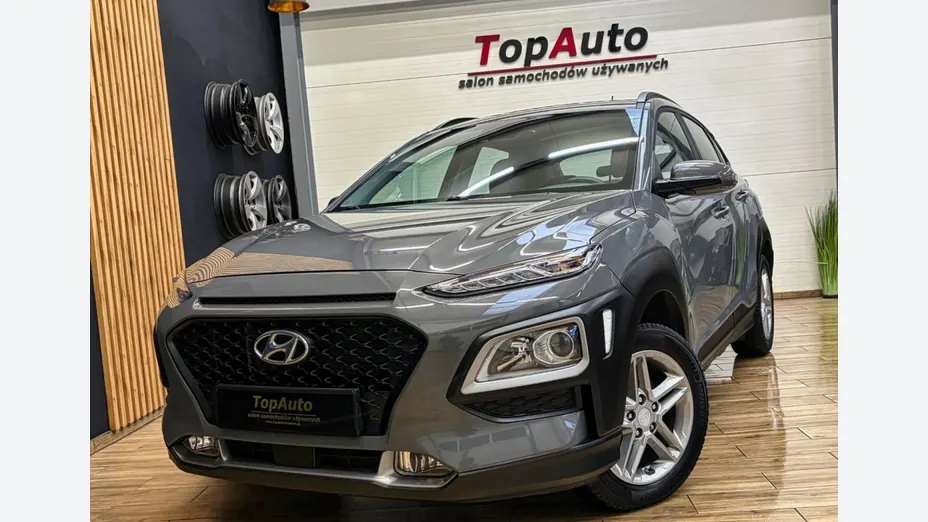 HYUNDAI Kona -