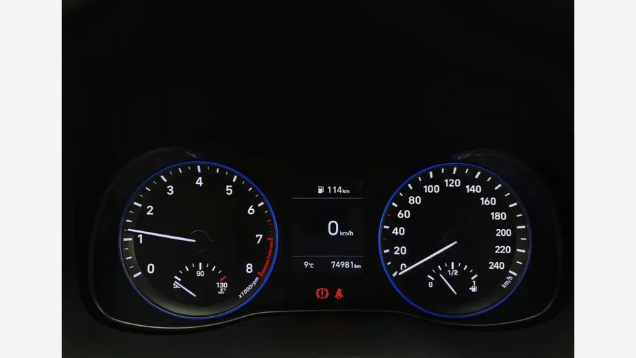 HYUNDAI Kona -