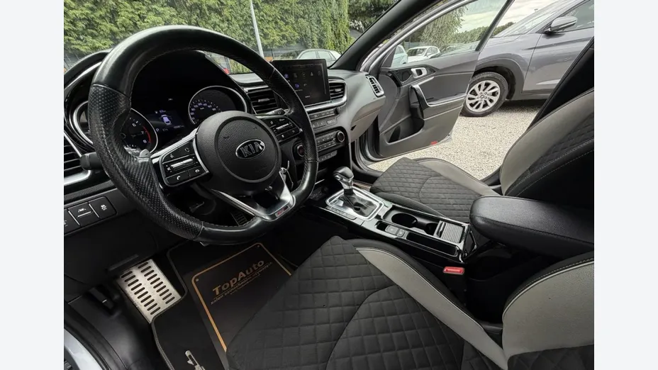 KIA ProCeed -