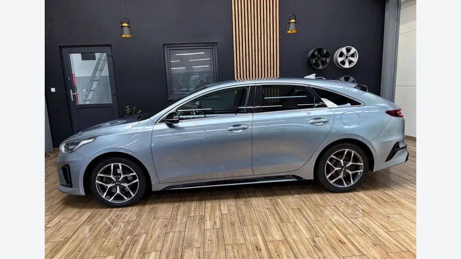 KIA ProCeed -