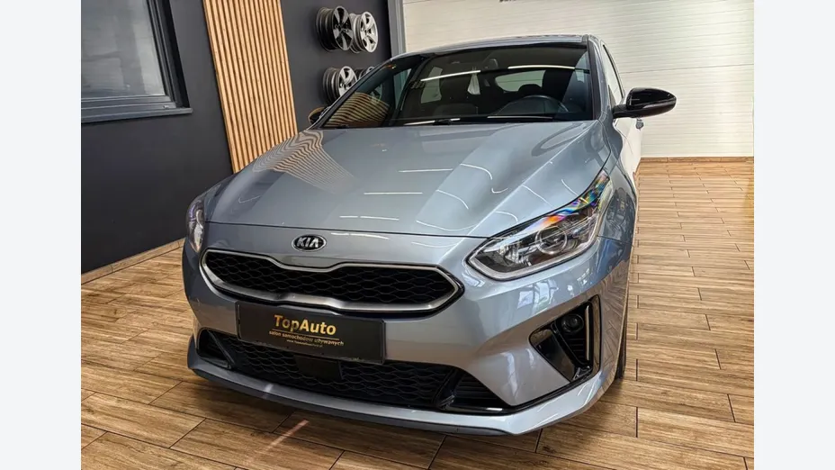 KIA ProCeed -