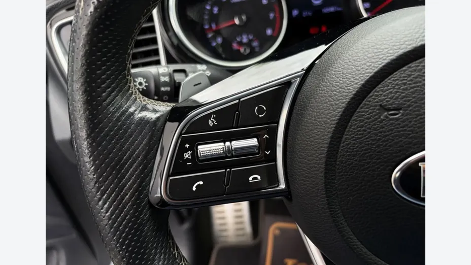 KIA ProCeed -