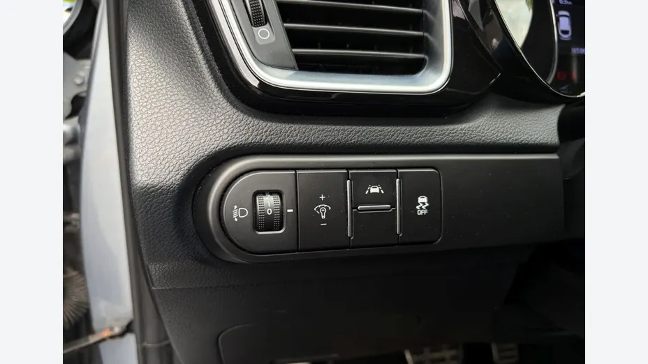 KIA ProCeed -