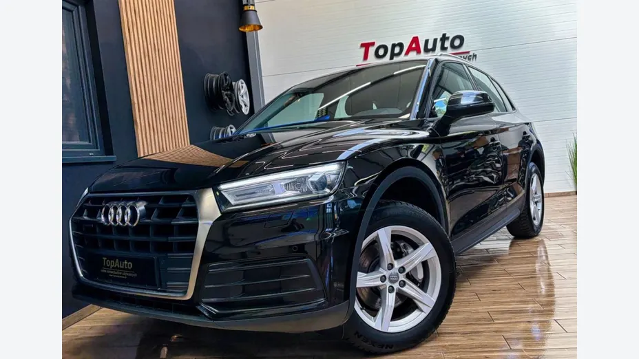 AUDI Q5 -