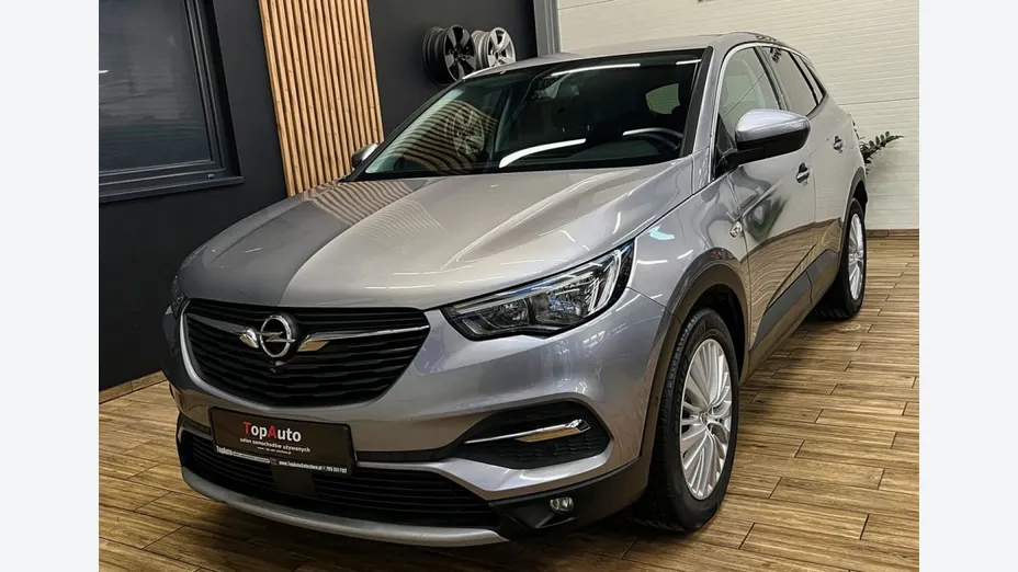OPEL Grandland X -
