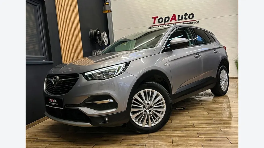 OPEL Grandland X -