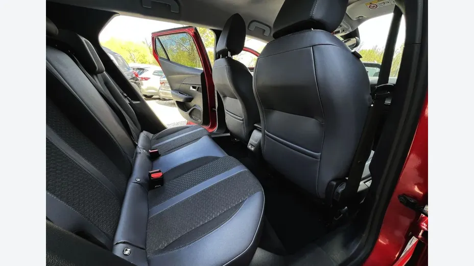 PEUGEOT 2008 -