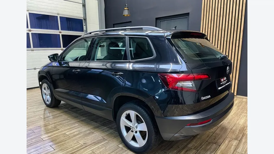 SKODA Karoq -
