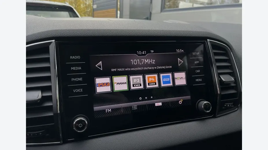 SKODA Karoq -
