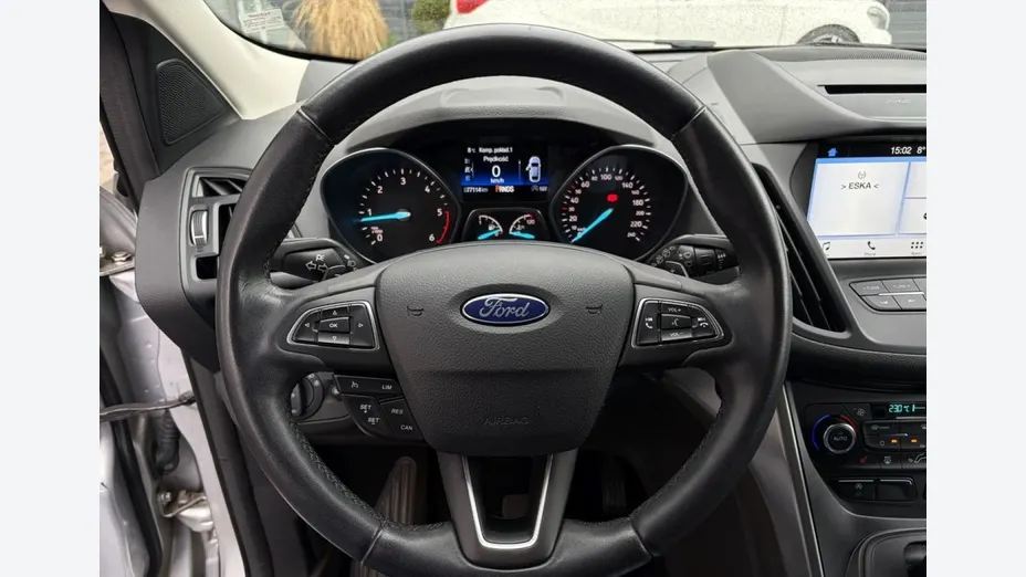 FORD Kuga -