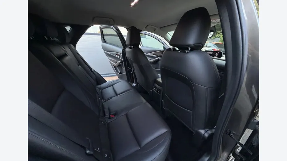 MAZDA CX-30 -