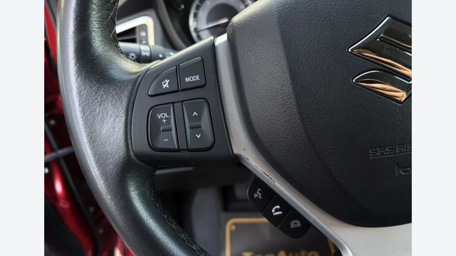 SUZUKI SX4 -