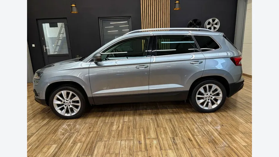 SKODA Karoq -