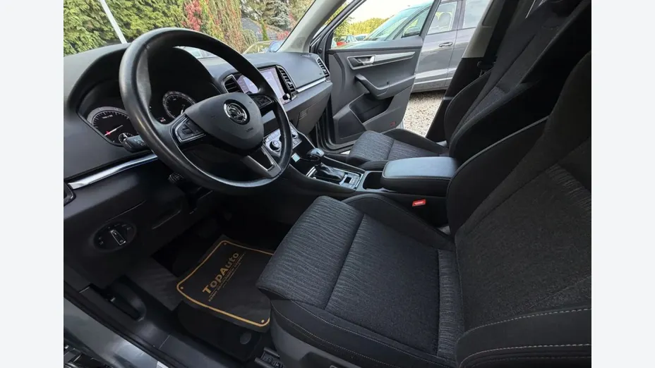 SKODA Karoq -