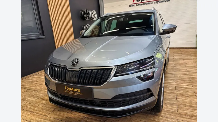 SKODA Karoq -