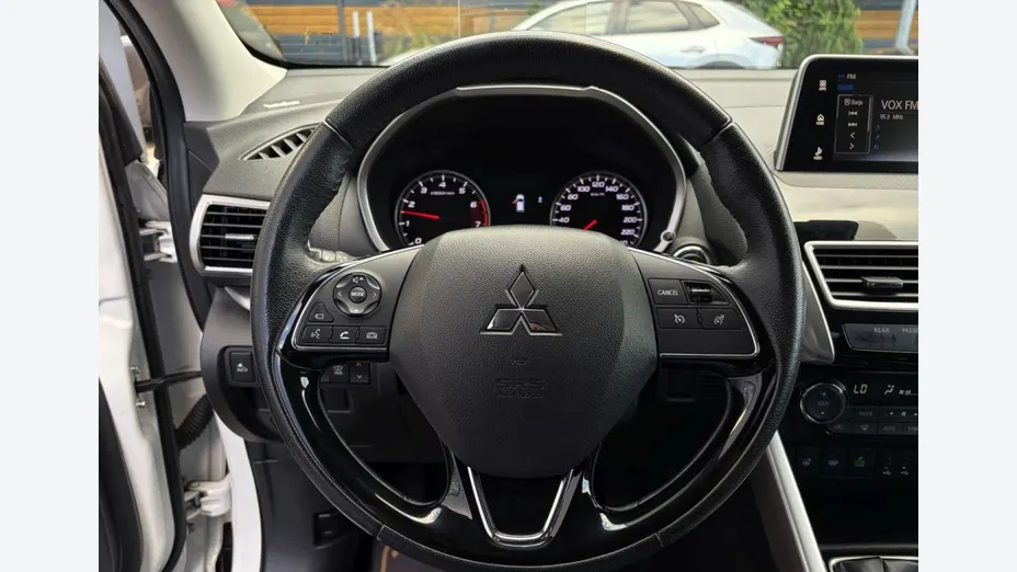 MITSUBISHI Eclipse Cross -