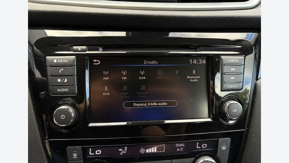 NISSAN Qashqai -