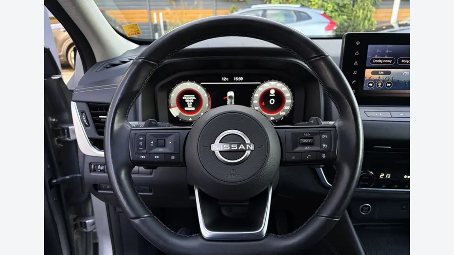 NISSAN Qashqai -