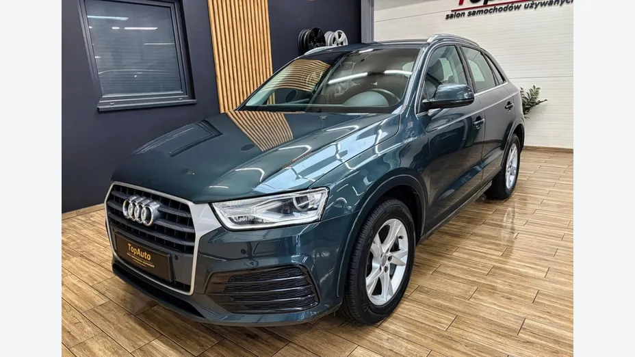 AUDI Q3 -