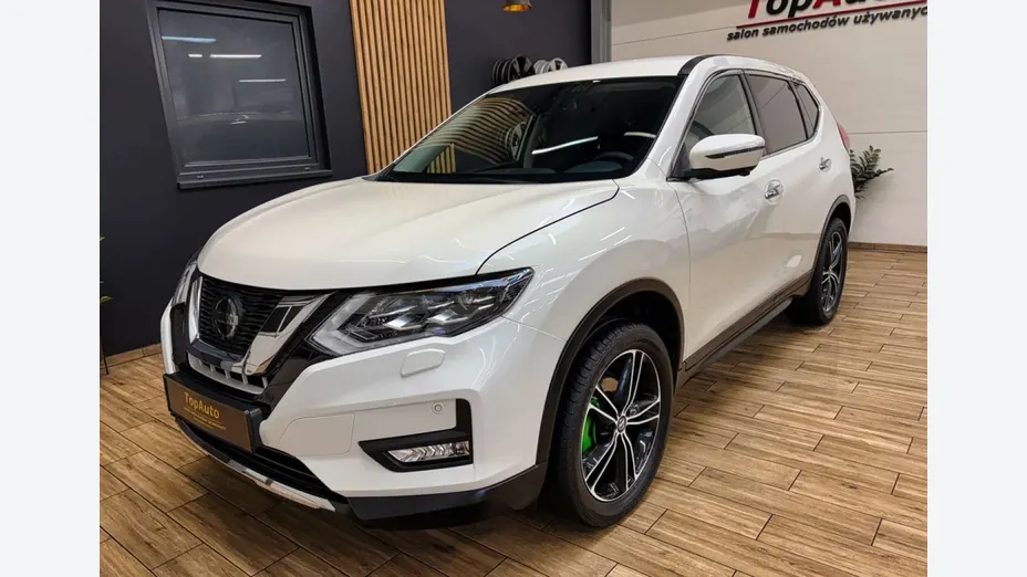 NISSAN X-Trail -
