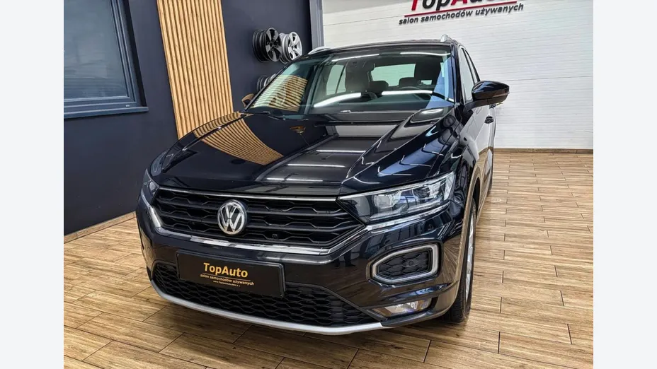 VOLKSWAGEN T-ROC -