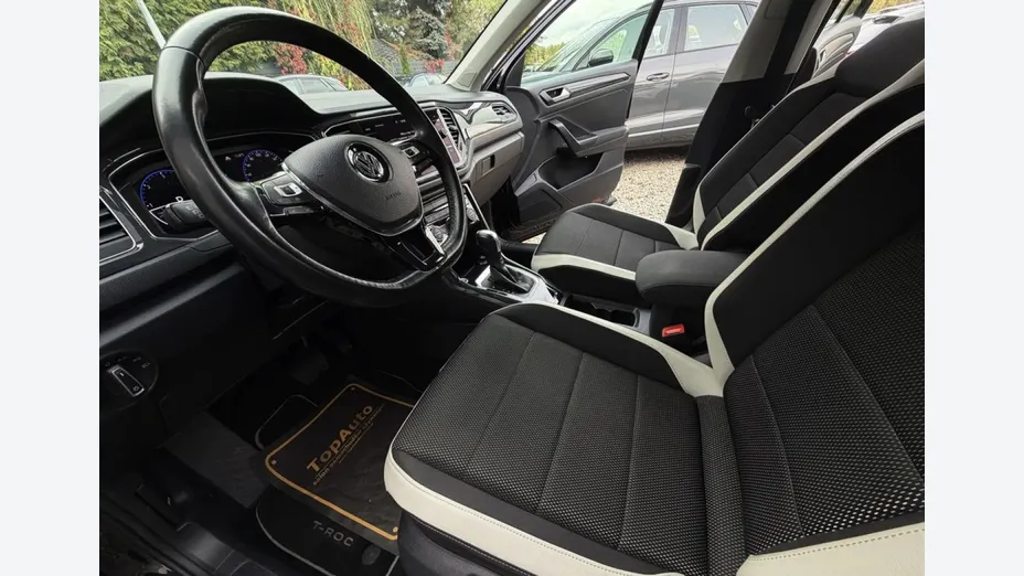 VOLKSWAGEN T-ROC -