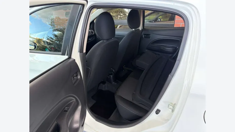 MITSUBISHI Space Star -