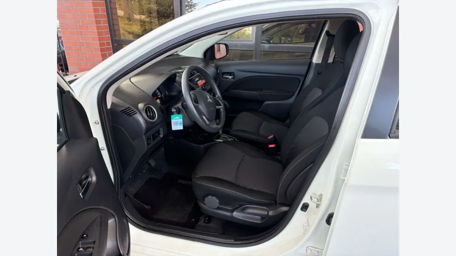 MITSUBISHI Space Star -