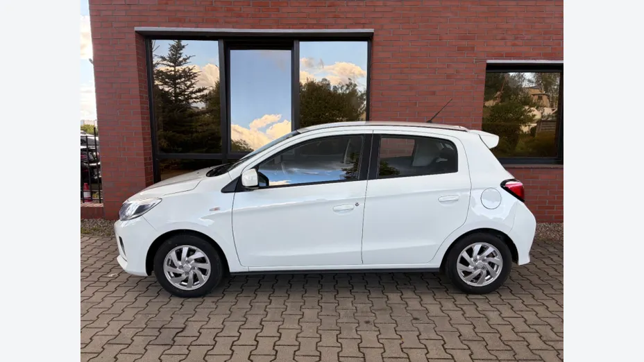MITSUBISHI Space Star -