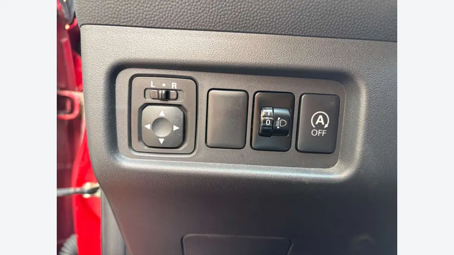 MITSUBISHI Space Star -