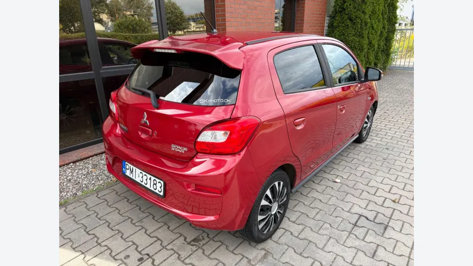 MITSUBISHI Space Star -