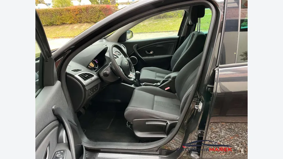 RENAULT Megane -