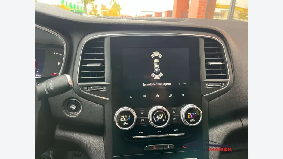 RENAULT Megane -