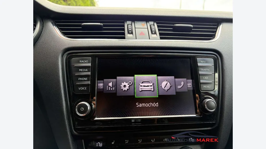 SKODA Octavia -